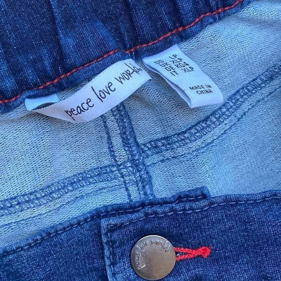 Peace Love World Wide Jogger Plus Size Soft Jeans Size LP - Picture 4 of 5